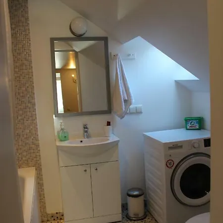 Three-bedroom On Peldu 19 Dzīvoklis
